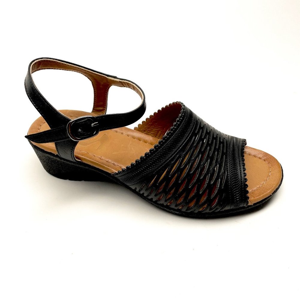Black sandals vegan leather